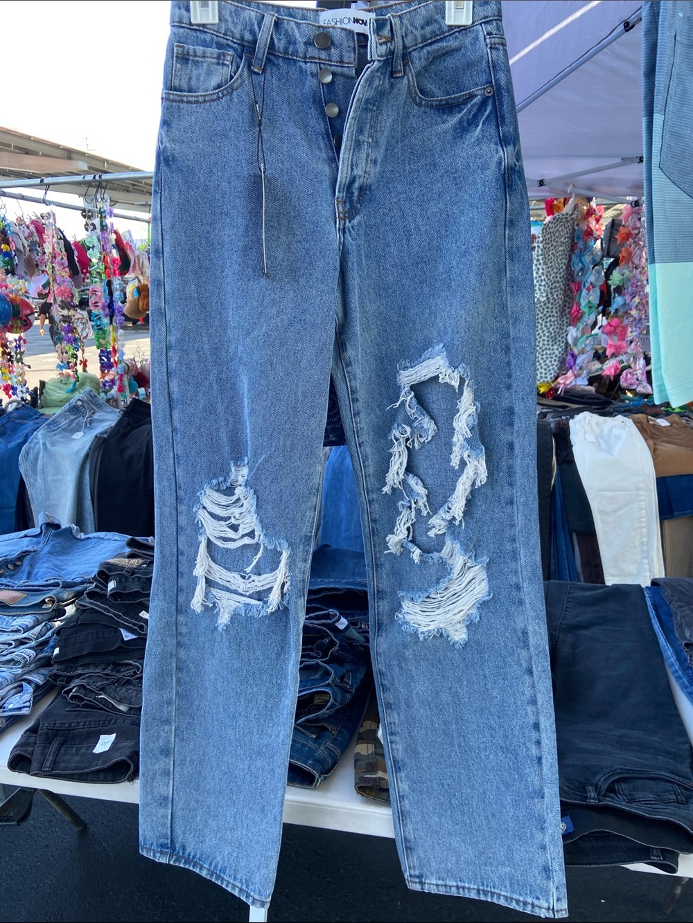 Fashion Nova Women's Light Blue Distressed Straight-Leg Jeans